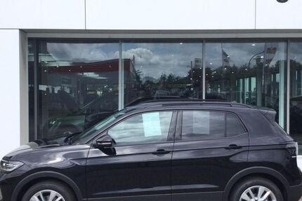 VW T-Cross 1.001 km 27.490 &euro; Niebüll 25899