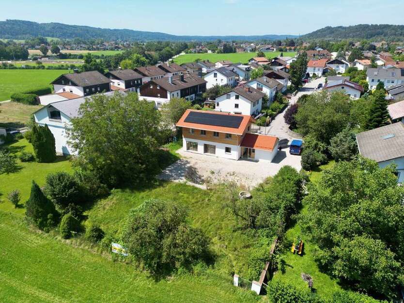 Grundstück zu verkaufen in Bruckmühl 495.000 € 495 m²
