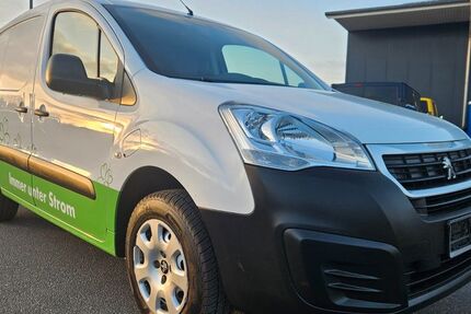 Peugeot Partner 100.000 km 7.650 € Nübbel 24809
