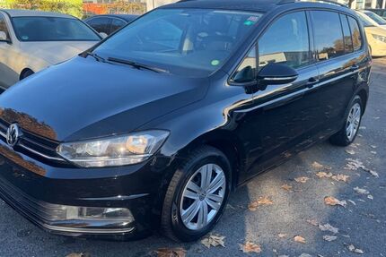 VW Touran 265.000 km 9.650 &euro; hamburg 20537
