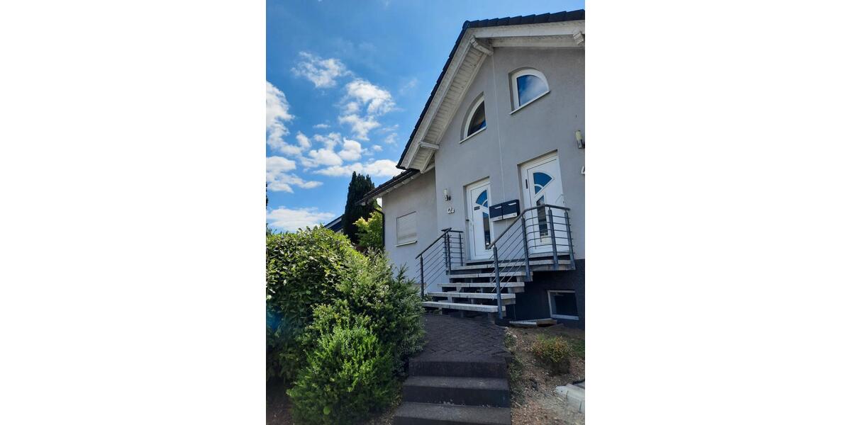 Doppelhaushälfte Wenden - 4 Zimmer, 107 m&sup2;, 310.000&euro; | Angebot:27083335