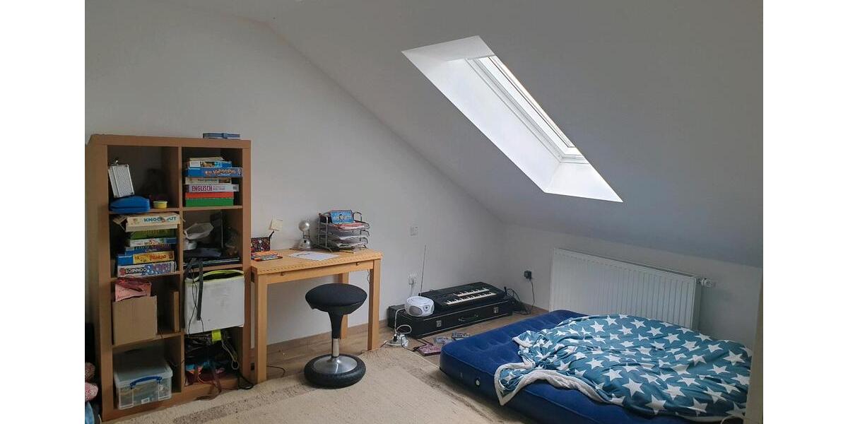 3 Zimmer Dachgeschosswohnung in Geisenhausen 3 zimmer