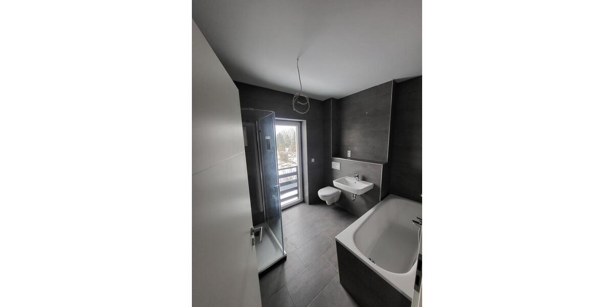 Etagenwohnung Schwarzenbek - 4 Zimmer, 136 m&sup2;, 2.250&euro; | Angebot:25186905