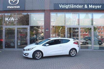 Kia pro ceed / ProCeed 122.733 km 7.385 &euro; Hamburg 22049
