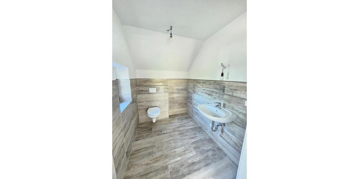 Erdgeschoßwohnung Esens - 1 Zimmer, 76 m&sup2;, 645&euro; | Angebot:26349684