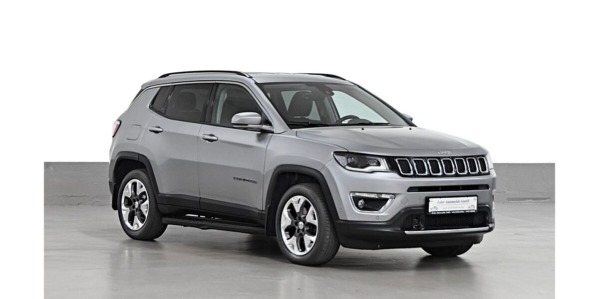Jeep Compass 95.302 km 17.490 &euro; Düsseldorf 40597