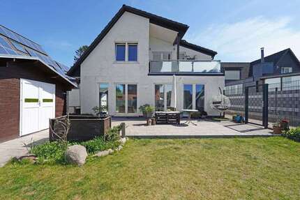 Haus zum Kaufen in Hamburg Marienthal 925.000 € 235 m²