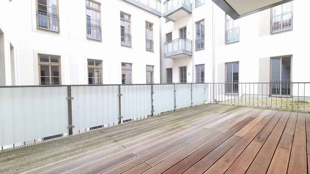 Die Innenstadt heißt Sie willkommen - modern Wohnen mit 2 Balkonen & Tageslichtbad!