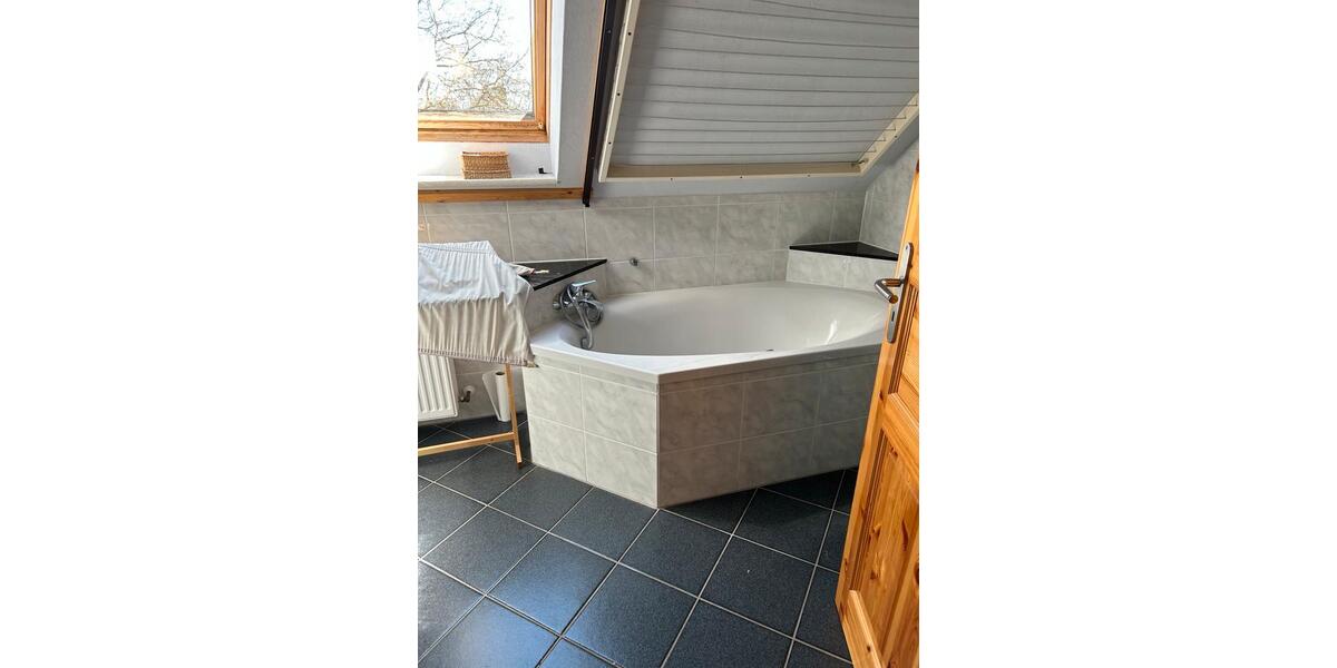 Einfamilienhaus Hodenhagen - 8 Zimmer, 136 m&sup2;, 1.020&euro; | Angebot:26375592
