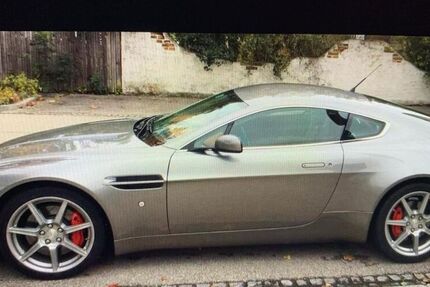 Aston Martin V8 Vantage