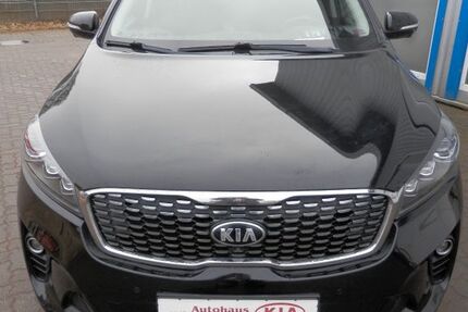 Kia Sorento 179.670 km 19.990 € Lübeck 23560