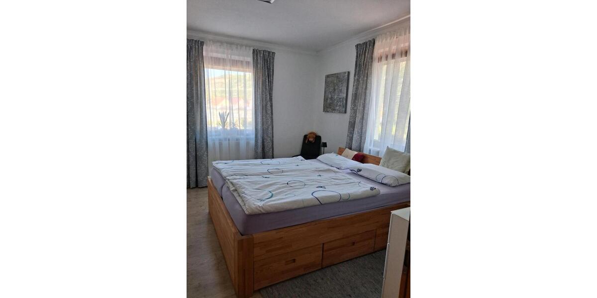Einfamilienhaus Mundelsheim - 7 Zimmer, 170 m&sup2;, 550.000&euro; | Angebot:27045428