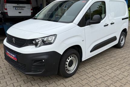Peugeot Partner 149.281 km 9.399 € Bochum 44894