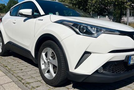 Toyota C-HR 125.215 km 16.900 &euro; München 81677