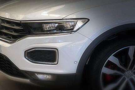 VW Golf 88.000 km 12.990 &euro; Schönebeck (Elbe) 39218