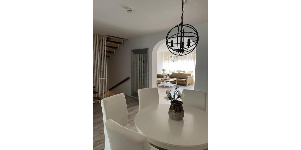 Reihenhaus Delmenhorst Deichhorst - 6.5 Zimmer, 173 m&sup2;, 360.000&euro; | Angebot:24764380