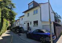 Haus zum Kaufen in Frankfurt-Dornbusch 970.000 € 102 m²