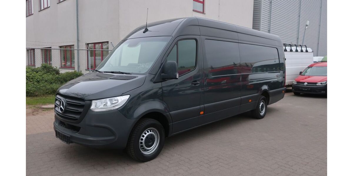 Mercedes-Benz Sprinter 100.581 km 33.800 &euro; Hannover 30179