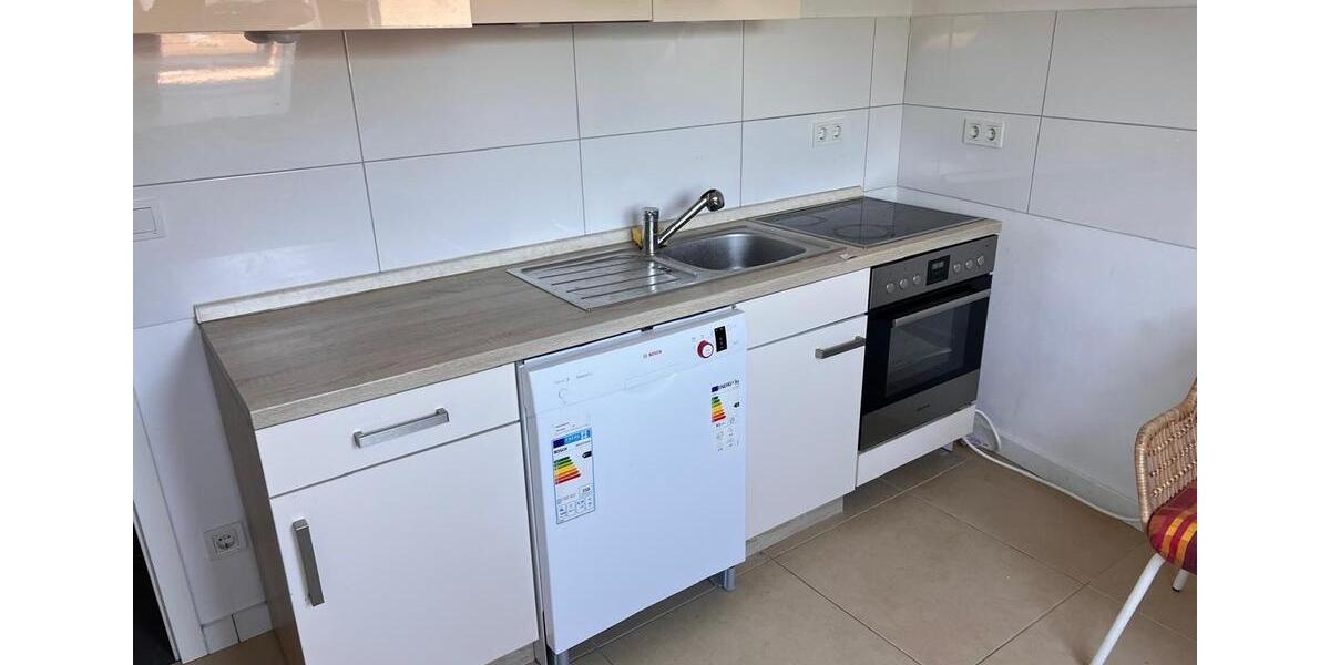 Dachgeschoßwohnung Mönchengladbach West - 1 Zimmer, 60 m&sup2;, 780&euro; | Angebot:26670840