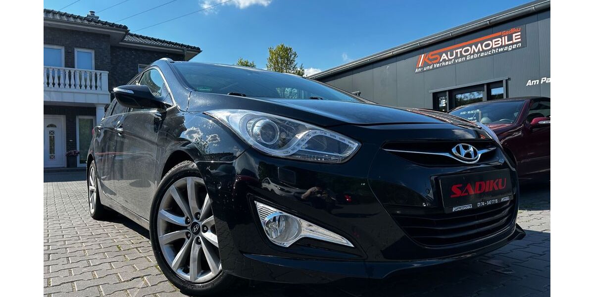 Hyundai i40 195.000 km 5.950 &euro; Westoverledingen 26810
