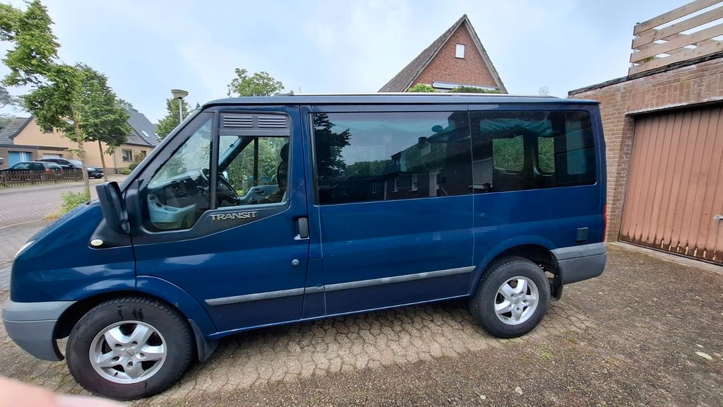 Ford Transit 169.805 km 12.495 &euro; Emmerich 46446