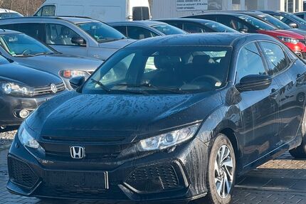 Honda Civic 161.000 km 8.999 &euro; Wildau 15745