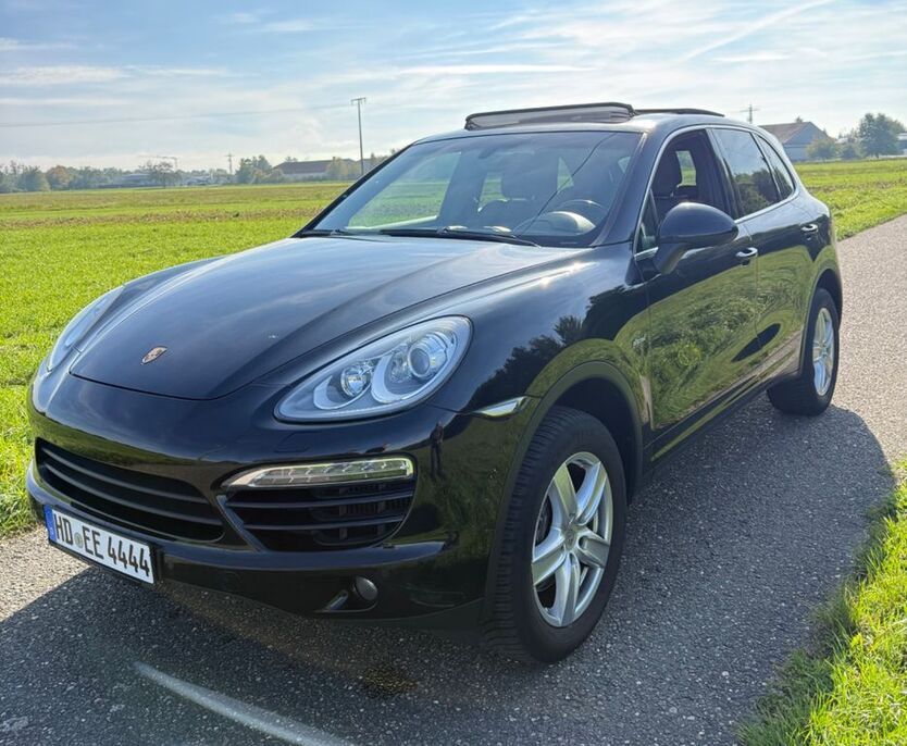 Porsche Cayenne 282.547 km 19.700 € Berg 76768