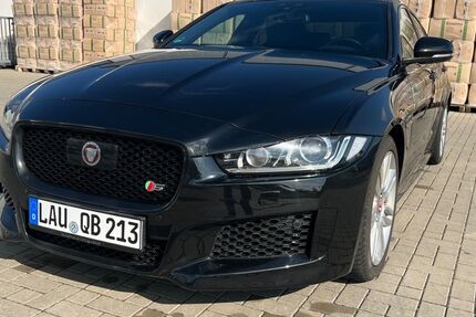 Jaguar XE 93.000 km 21.900 &euro; Altdorf b. Nürnberg 90518