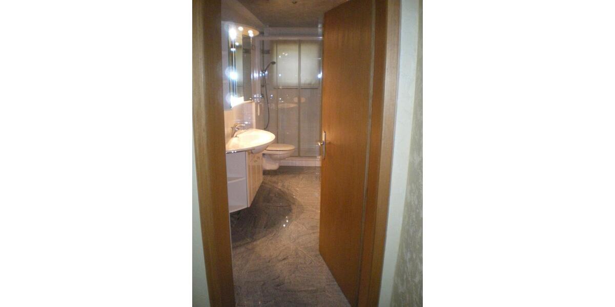 Bauernhaus, Landhaus Karsbach - 5 Zimmer, 190 m&sup2;, 950&euro; | Angebot:26306263