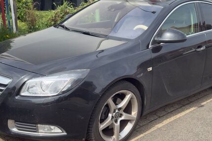 Opel Insignia 219.000 km 4.400 &euro; Nörvenich 52388