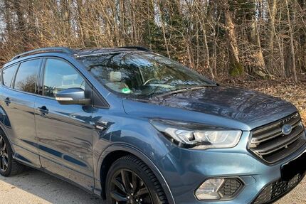 Ford Kuga 68.024 km 20.490 &euro; München 81547