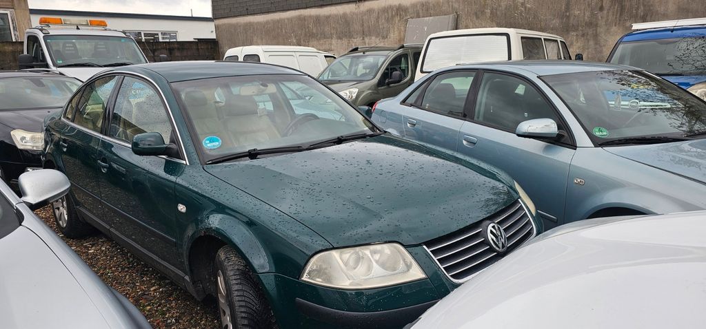 VW Passat 281.000 km 1.299 &euro; Bonn 53227