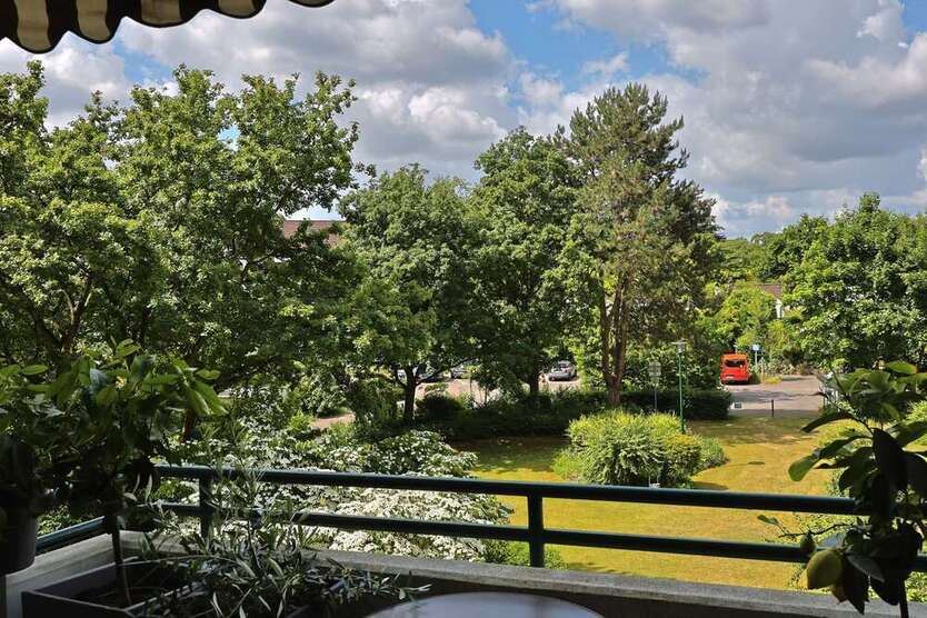 Wohnung zum Kaufen in Düsseldorf 399.000 € 89.1 m²