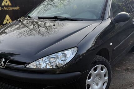 Peugeot 206 203.000 km 1.999 &euro; Müschenbach 57629