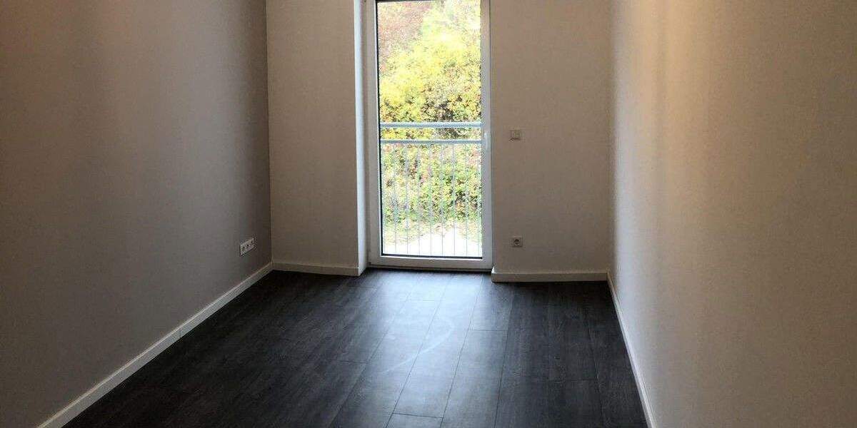 Reihenmittelhaus Grünstadt - 6 Zimmer, 145 m&sup2;, 1.870&euro; | Angebot:25806706