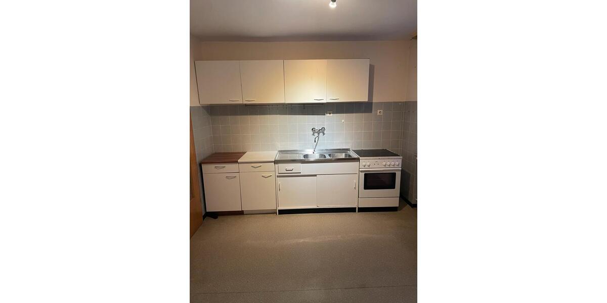 Etagenwohnung Bad Nenndorf - 2 Zimmer, 80 m&sup2;, 640&euro; | Angebot:25253556