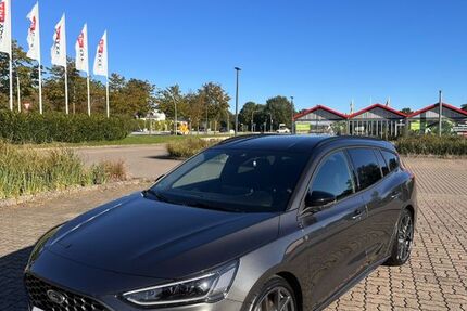 Ford Focus 20.000 km 37.800 &euro; Escheburg 21039