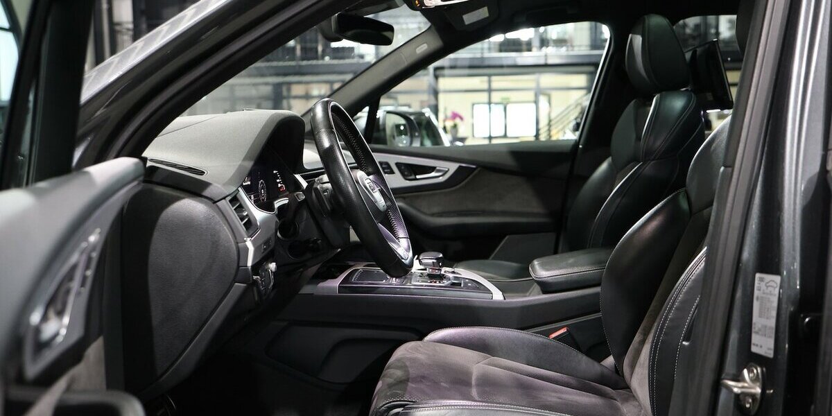 Audi Q7 3.0 TDI Q S-LINE SPORT PLUS / VOLLAUSSTATTUNG 159.000 km 33.777 &euro; Hamm 59077