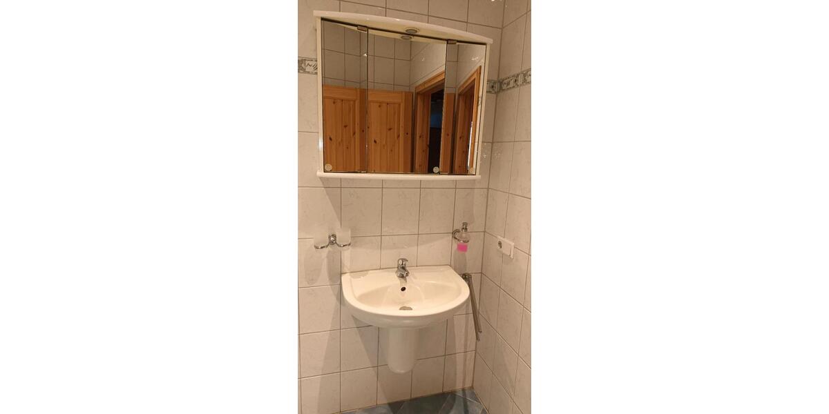 Etagenwohnung Albersweiler - 1 Zimmer, 35 m&sup2;, 400&euro; | Angebot:26340265
