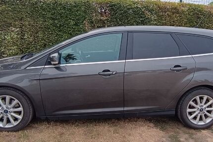 Ford Focus 150.000 km 9.000 &euro; Biederbach 79215