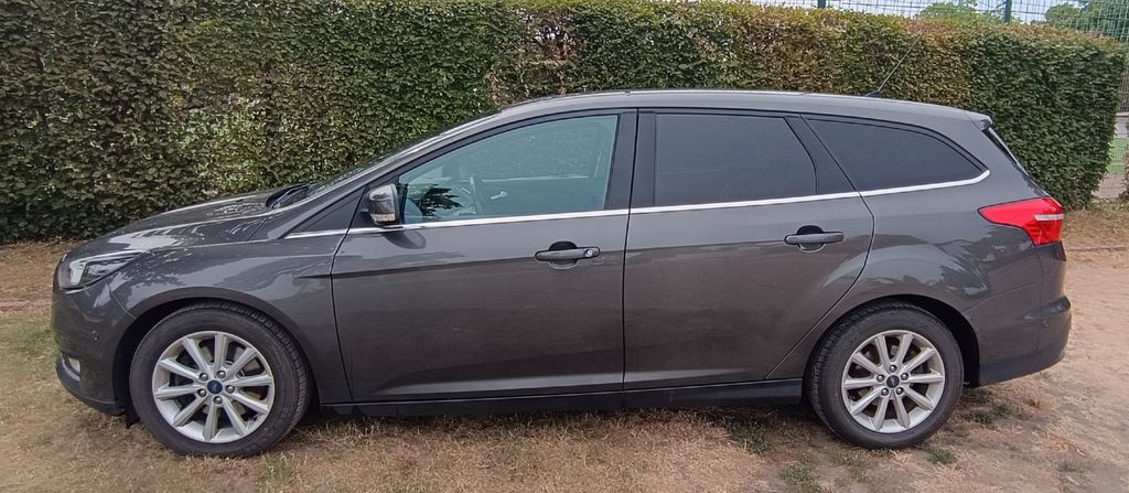 Ford Focus 150.000 km 9.000 &euro; Biederbach 79215