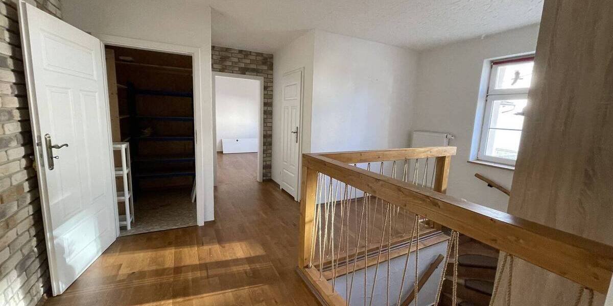 Einfamilienhaus Dohna - 4 Zimmer, 142 m&sup2;, 250.000&euro; | Angebot:26094488