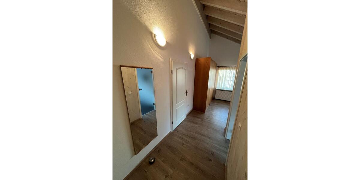 Dachgeschoßwohnung Balingen - 2 Zimmer, 80 m&sup2;, 850&euro; | Angebot:24835333