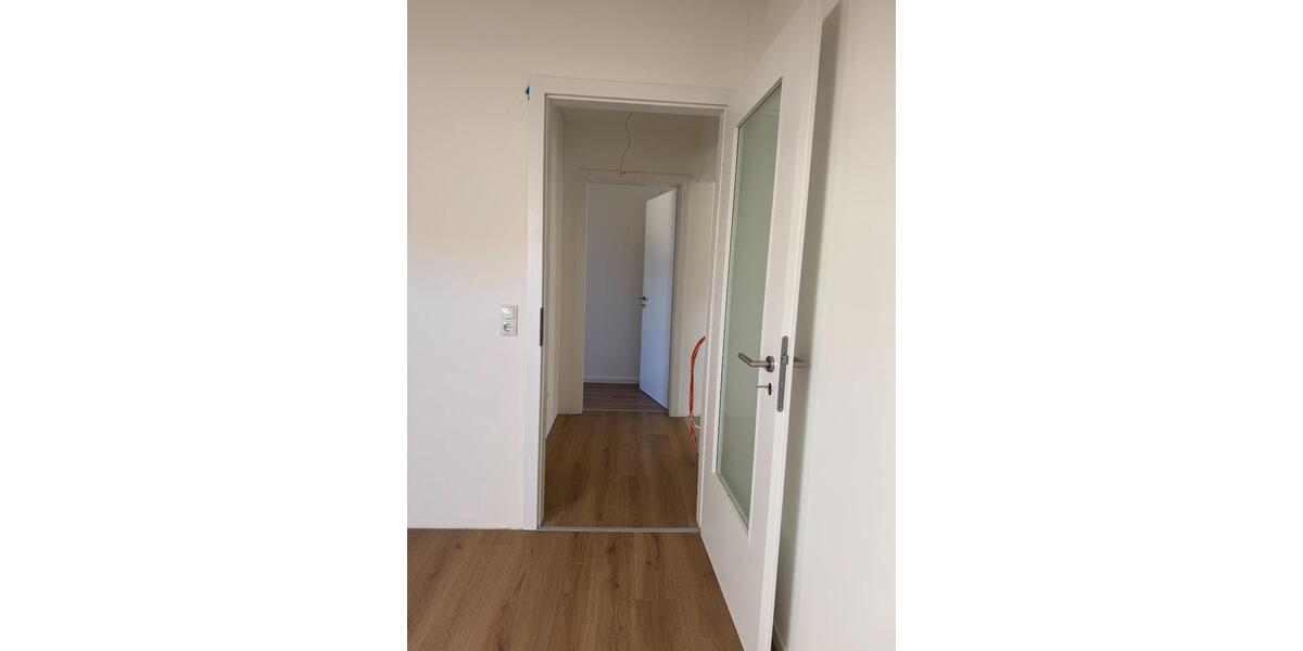3-Zimmer-Dachgeschosswohnung mit großem Balkon (Neubau) 3 zimmer