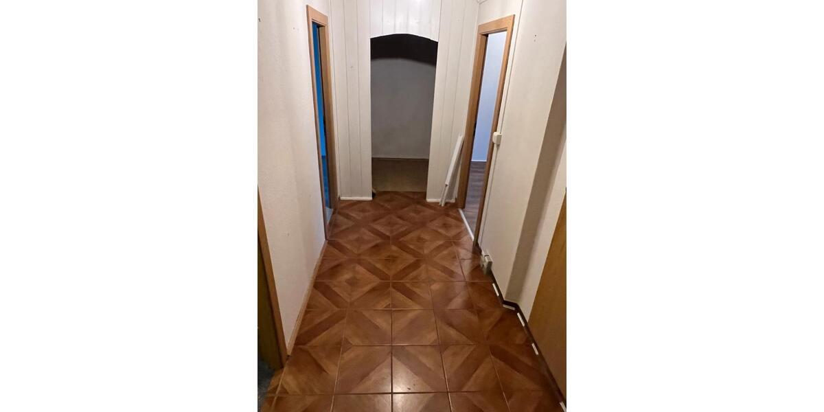 Etagenwohnung Bernstadt auf dem Eigen - 3 Zimmer, 71 m&sup2;, 46.000&euro; | Angebot:26592702