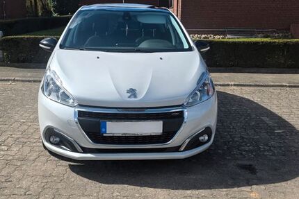 Peugeot 208 170.500 km 7.100 &euro; Elmshorn 25335