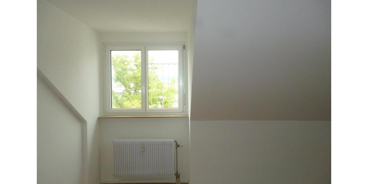 Dachgeschoßwohnung Lörrach Salzert - 2 Zimmer, 44 m&sup2;, 239.000&euro; | Angebot:26896898