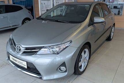Toyota Auris 80.000 km 10.790 &euro; Görlitz 02827