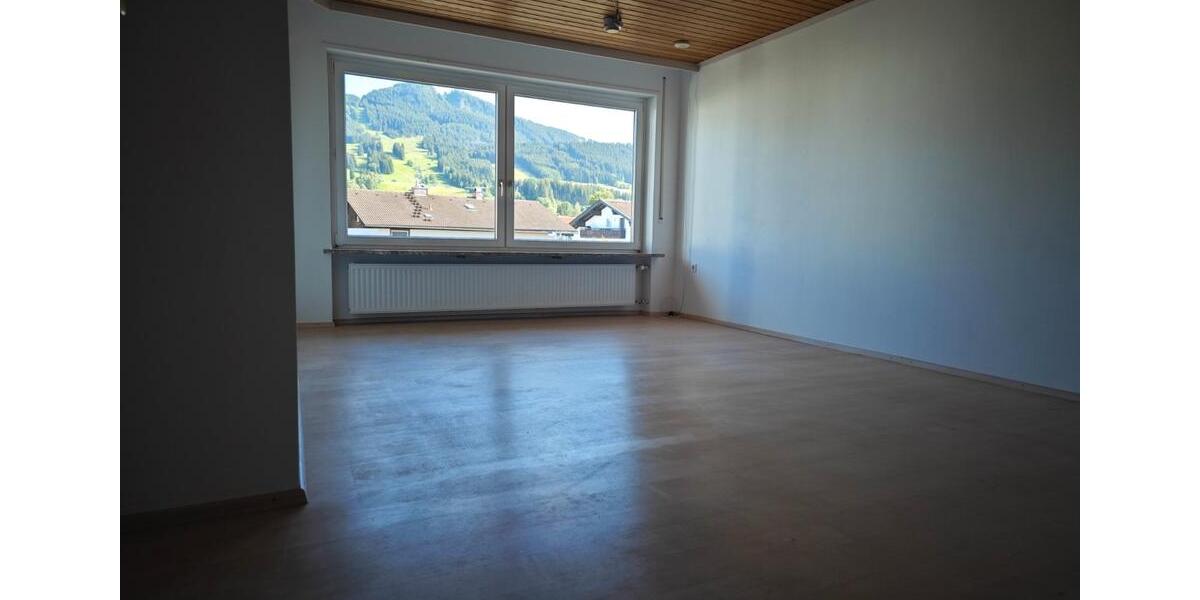 Etagenwohnung Nesselwang - 4 Zimmer, 87 m&sup2;, 420.000&euro; | Angebot:26889648