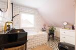 Etagenwohnung Jüchen - 4 Zimmer, 116 m&sup2;, 1.380&euro; | Angebot:24487686